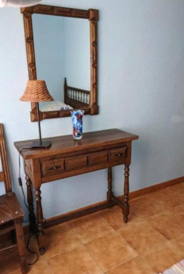 Hostal Casa Chore Hinojosa de Duero ภายนอก รูปภาพ